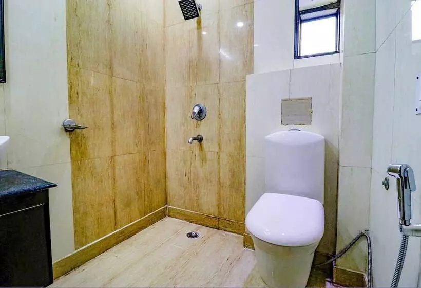 Fabhotel La Ola