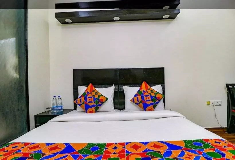 Fabhotel La Ola