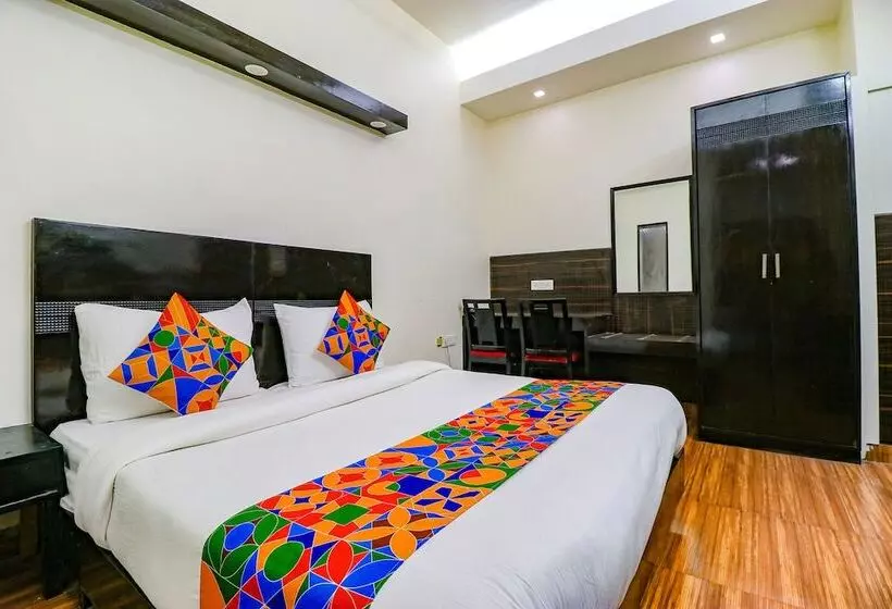 Fabhotel La Ola