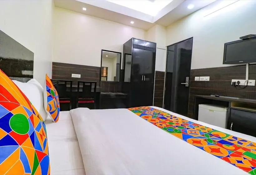 Fabhotel La Ola