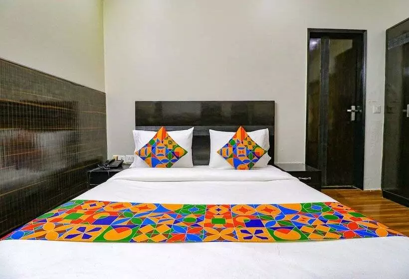 Fabhotel La Ola