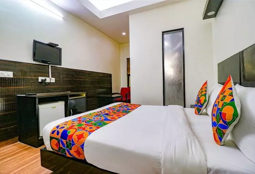 Fabhotel La Ola