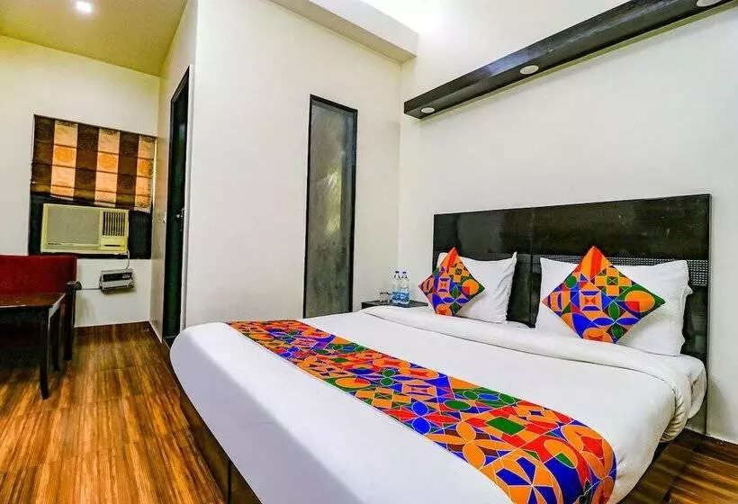 Fabhotel La Ola