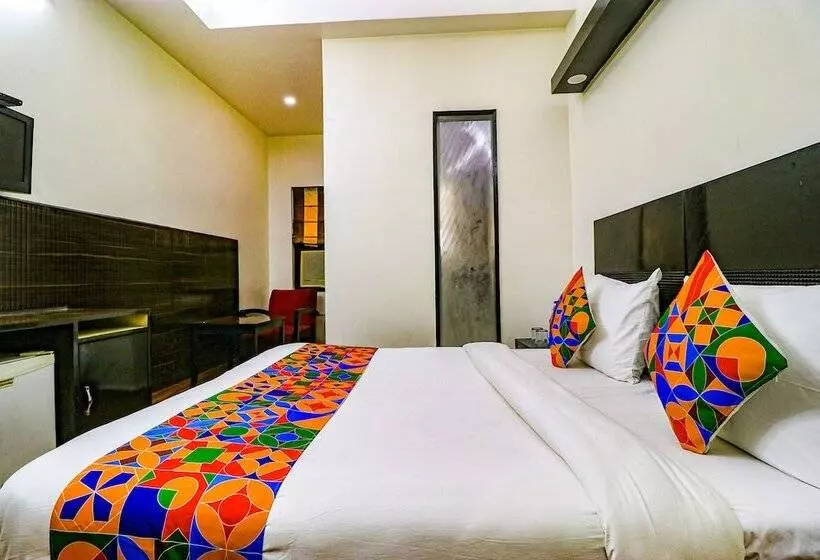Fabhotel La Ola