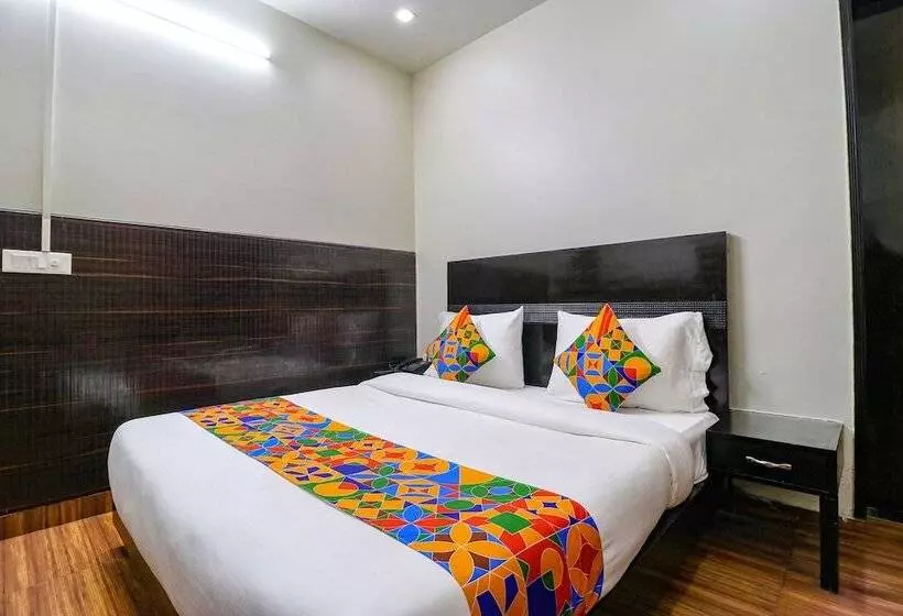 Fabhotel La Ola