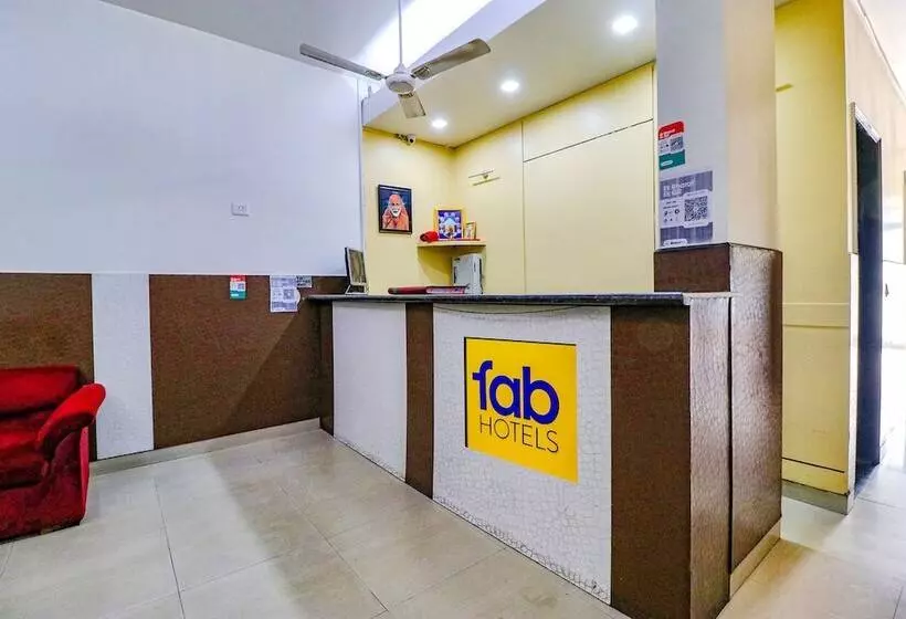 Fabhotel La Ola