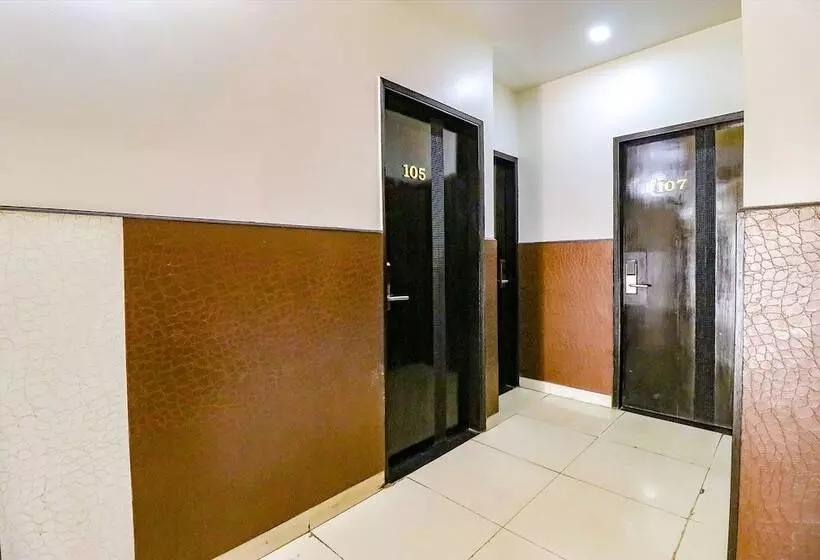 Fabhotel La Ola