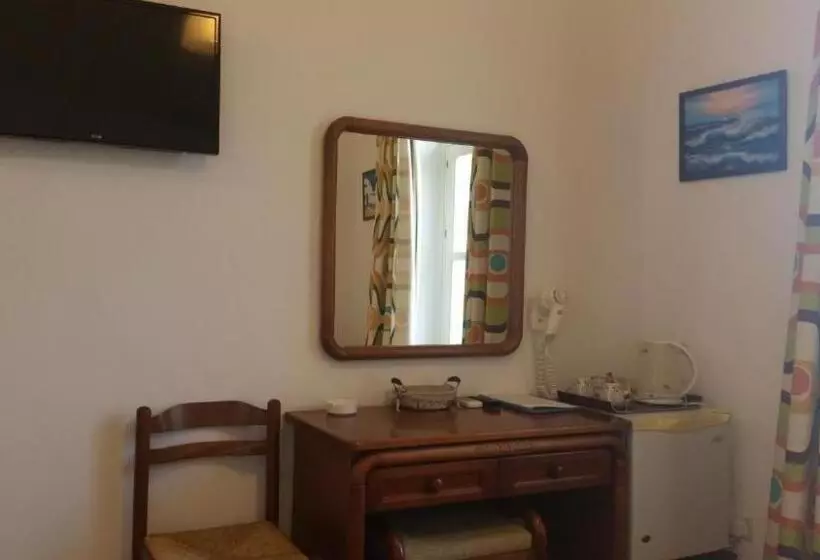 ホテル Alkisti City