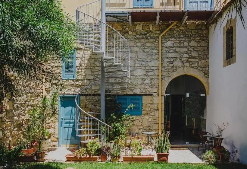 ホテル Alkisti City