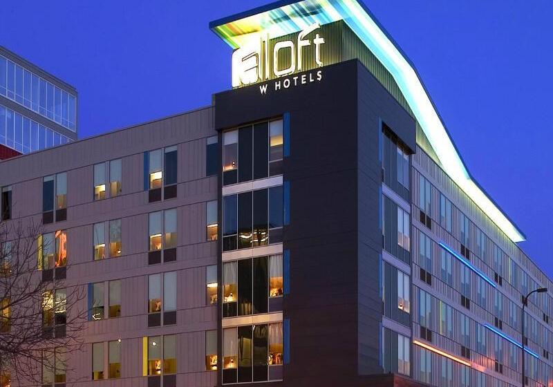 Отель Aloft Minneapolis