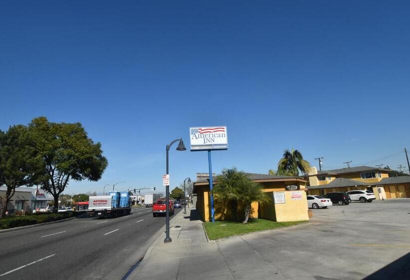 ホテル American Inn Downey