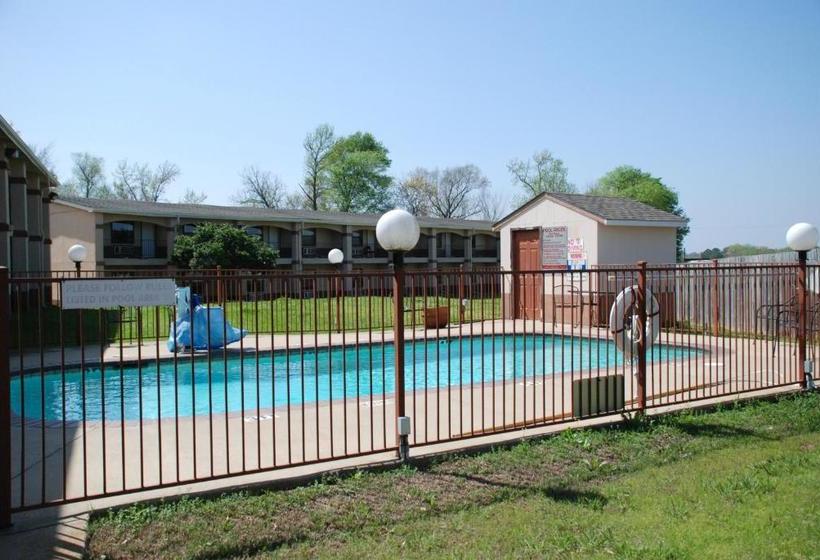 فندق Apple Tree Inn