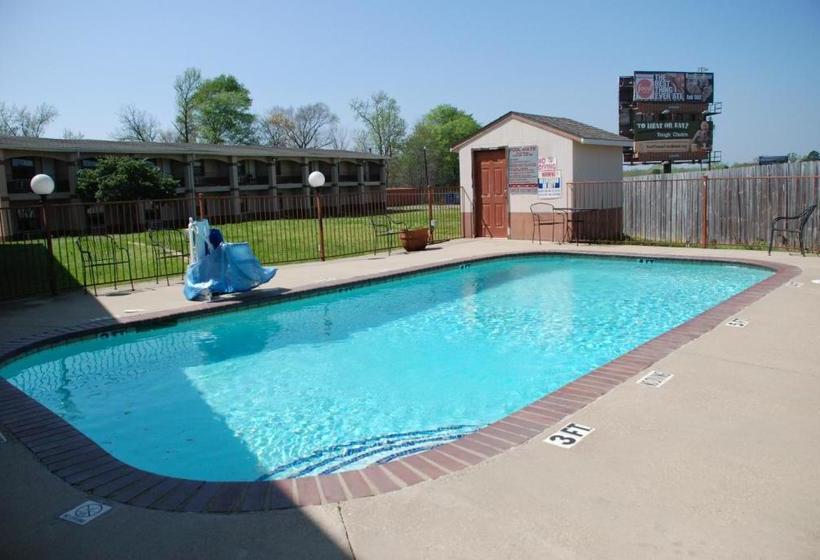 فندق Apple Tree Inn