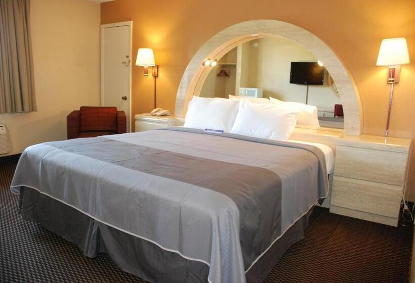 فندق Apple Tree Inn