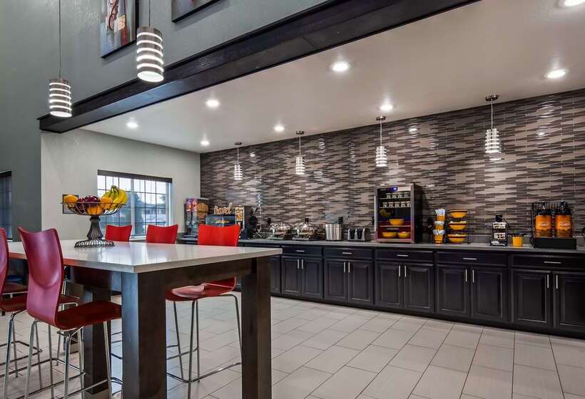 호텔 Best Western Atoka Inn & Suites