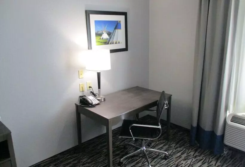 ホテル Best Western Atoka Inn & Suites