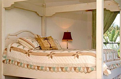 فندق Blue Tile Beach House