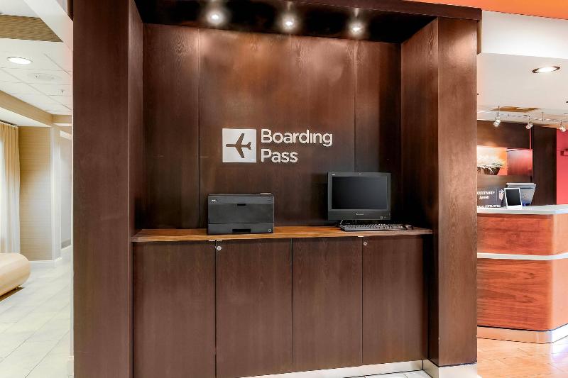 فندق Courtyard By Marriott Monroe Airport
