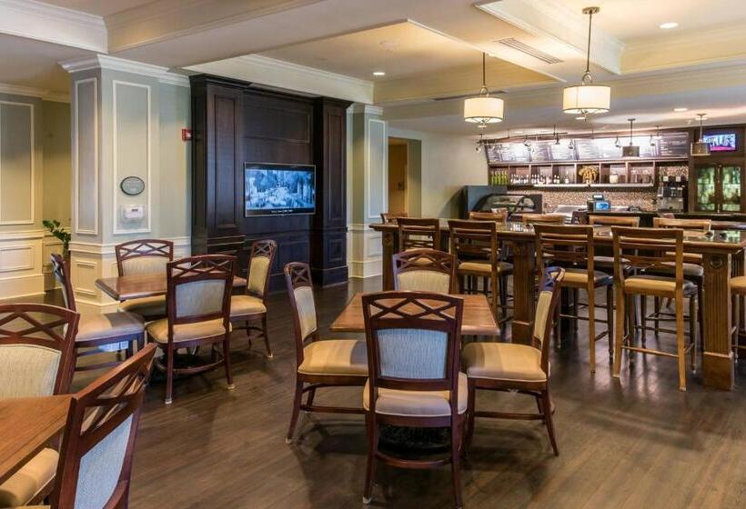 فندق Courtyard Charleston Mount Pleasant