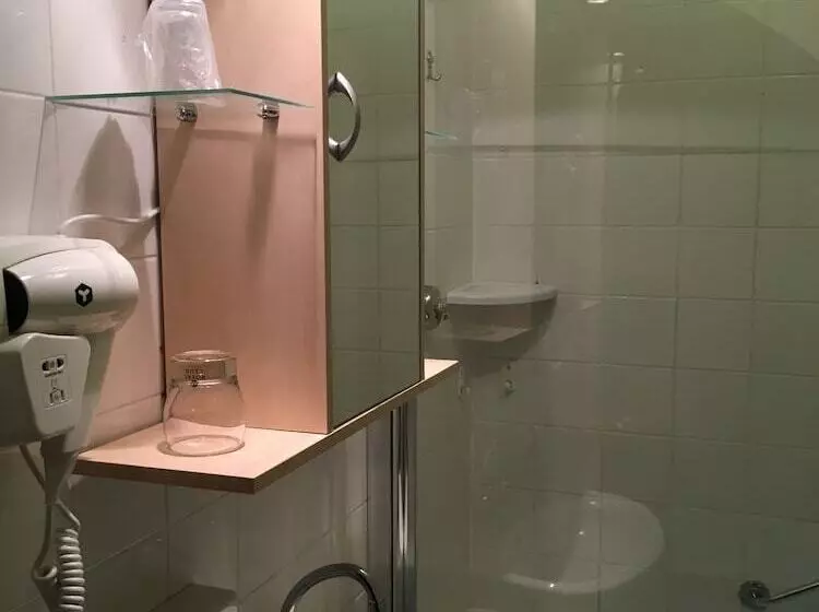 Отель De Weyman