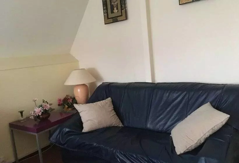 Отель De Weyman