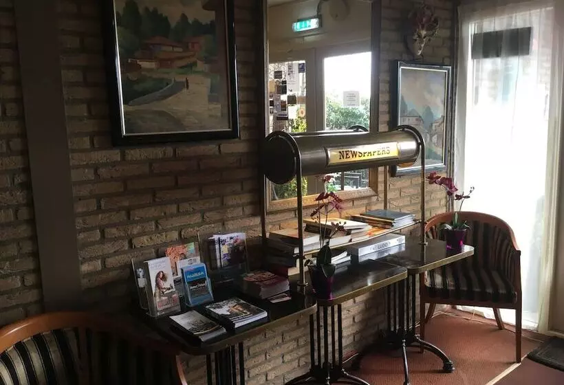 Отель De Weyman