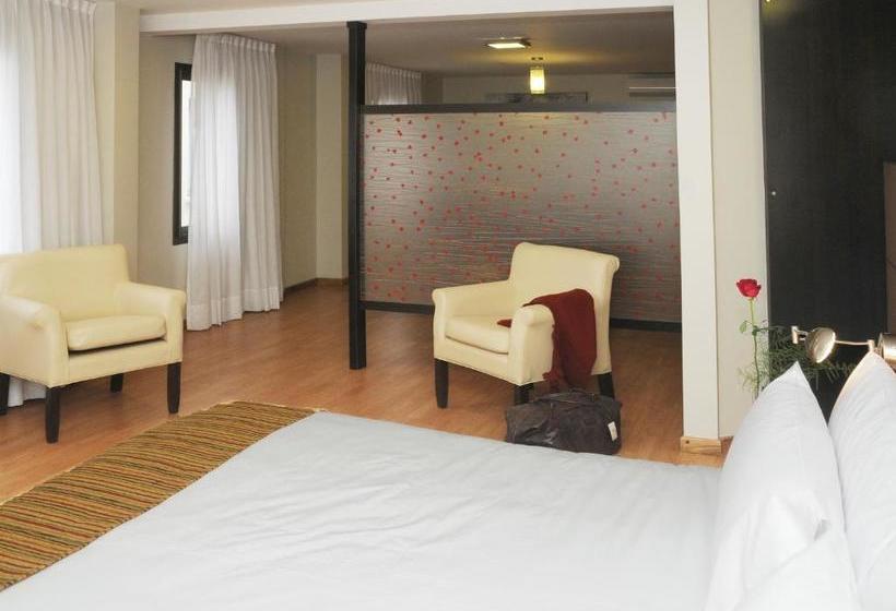 هتل Del Bono Suites Art