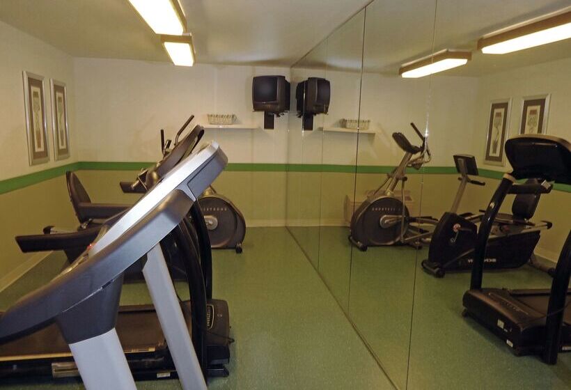 Hotel Extended Stay America Suites  Greensboro  Airport