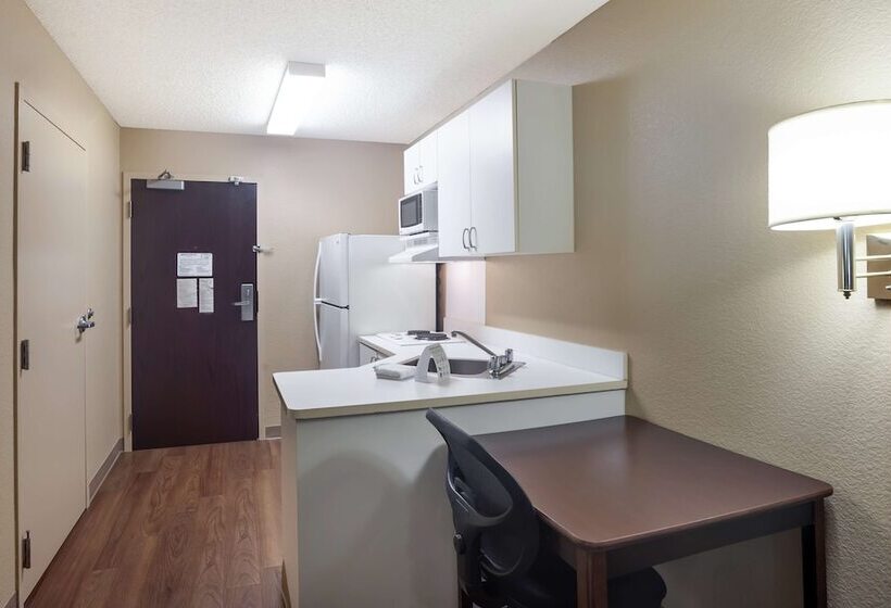 فندق Extended Stay America Suites  San Diego  Mission Valley  Stadium