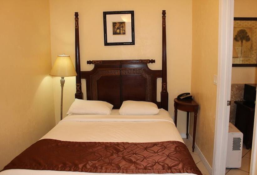 Отель Flamingo Inn