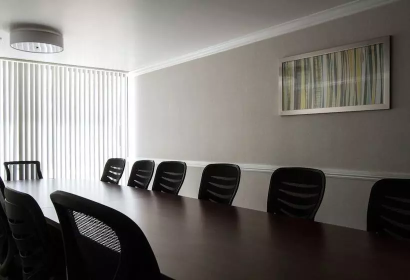 酒店 Holiday Inn Victorville, An Ihg