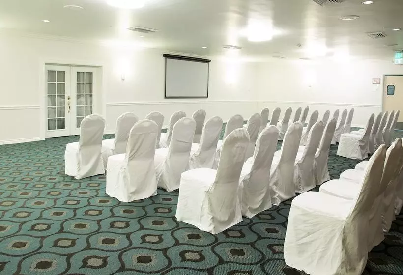 酒店 Holiday Inn Victorville, An Ihg