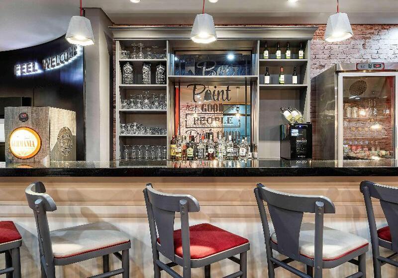 Отель Ibis Taubate