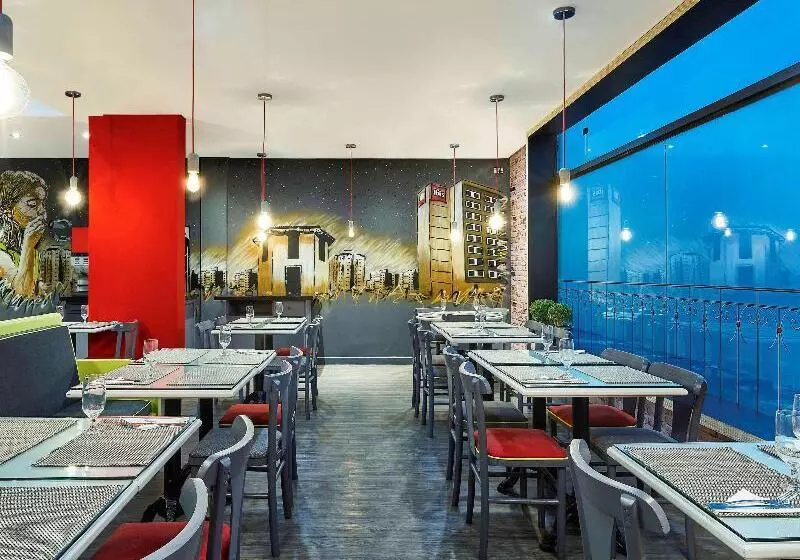 ホテル Ibis Taubate