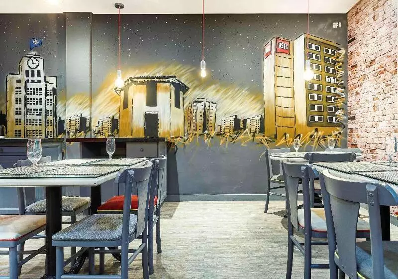 ホテル Ibis Taubate