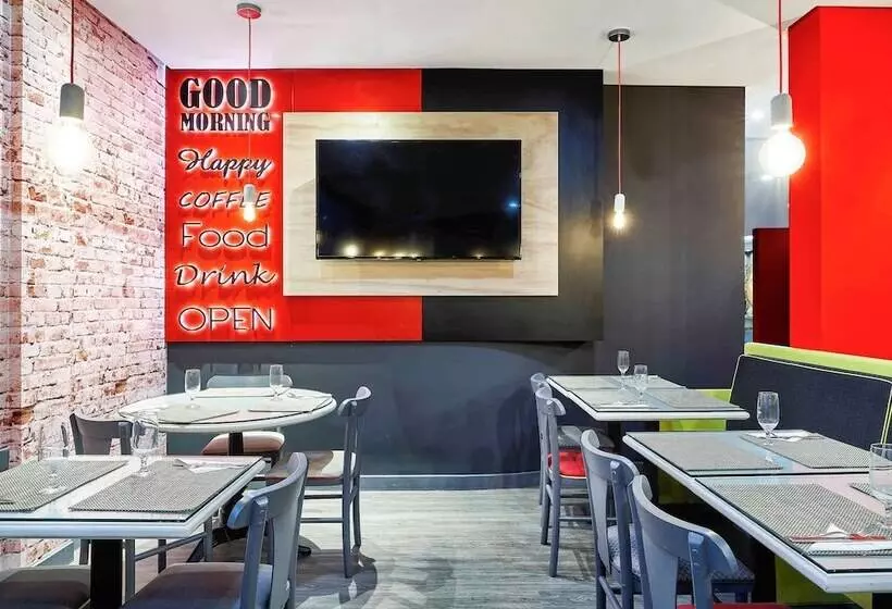 ホテル Ibis Taubate