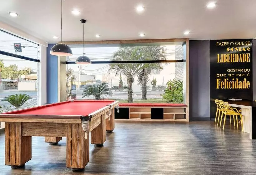 ホテル Ibis Taubate