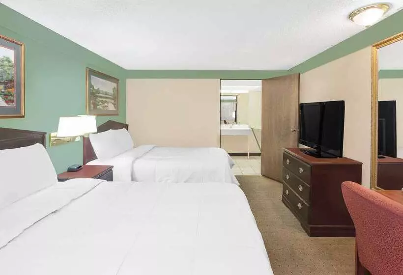 ホテル Knights Inn   Battle Creek