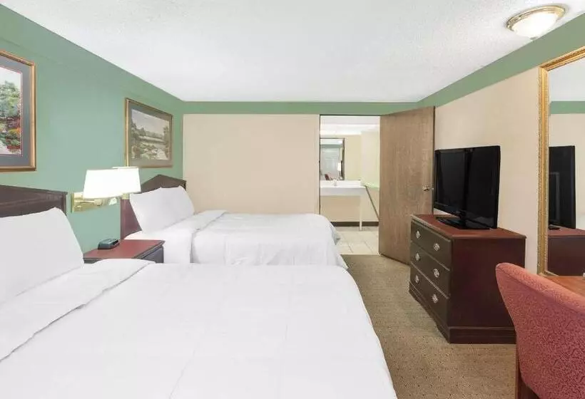 ホテル Knights Inn   Battle Creek