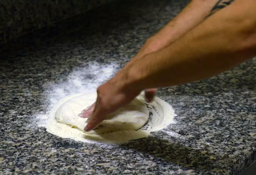 هتل La Cima Trasimena