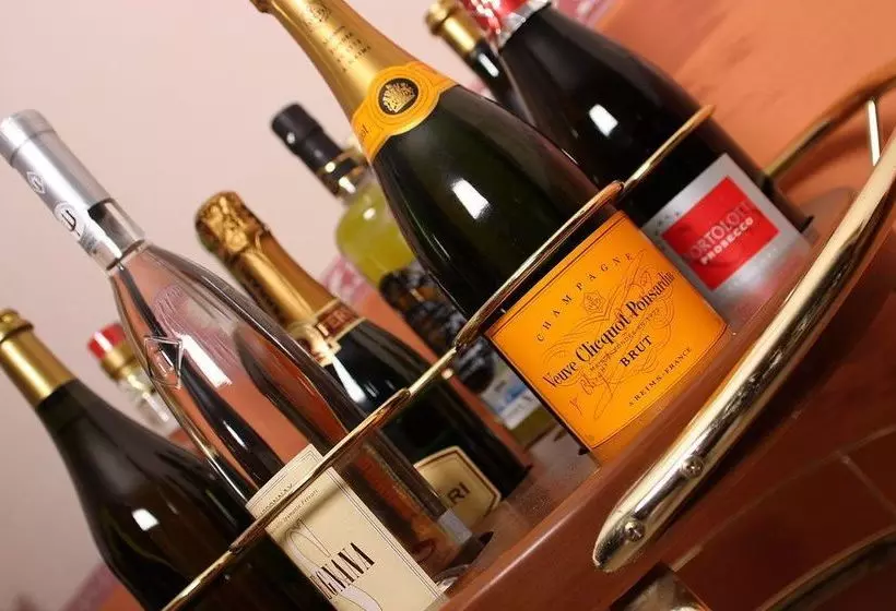 هتل La Cima Trasimena