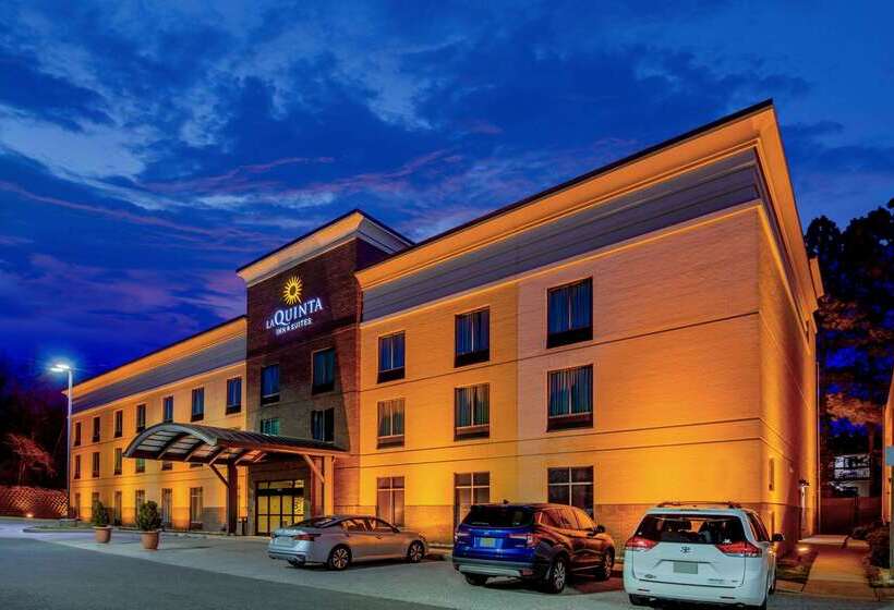 ホテル La Quinta Inn & Suites Bel Air