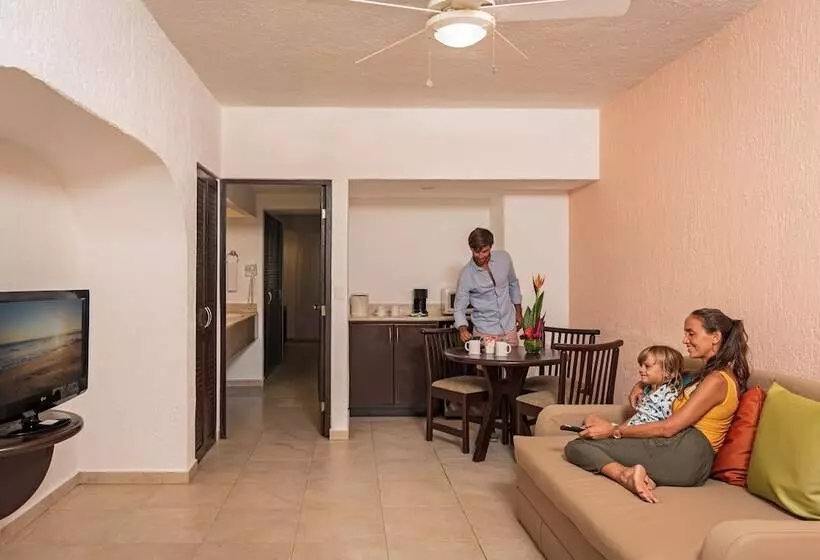 ホテル Laguna Suites By Club Sunset