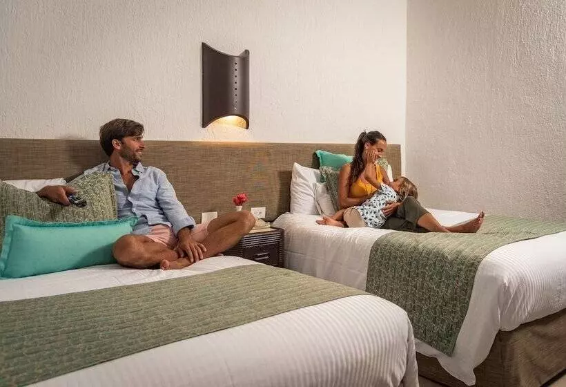 ホテル Laguna Suites By Club Sunset