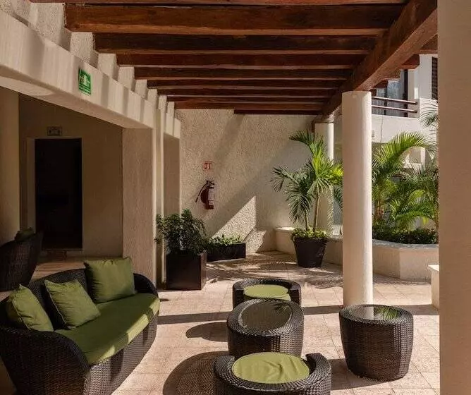 ホテル Laguna Suites By Club Sunset