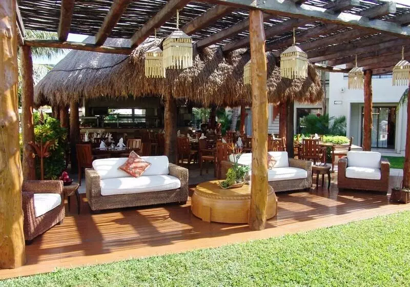 ホテル Laguna Suites By Club Sunset