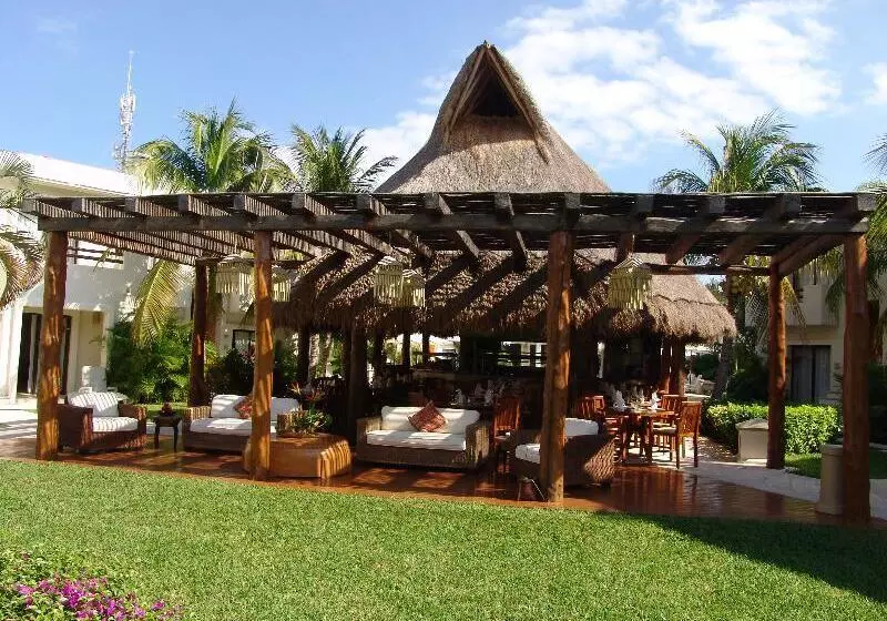 ホテル Laguna Suites By Club Sunset