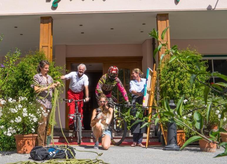 בית מלון כפרי Lech & Residenz Chesa Rosa