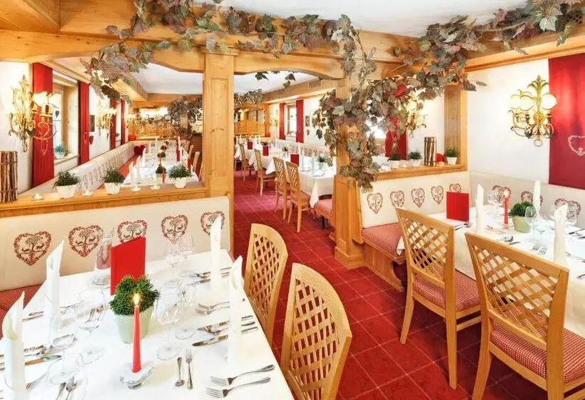 Hotel Lech & Residenz Chesa Rosa