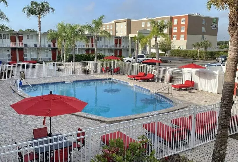 ホテル Melbourne All Suites Inn Near I95
